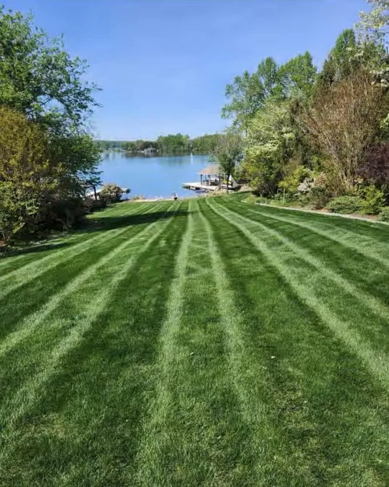 Local outdoor landscaping in Hoffman Estates, IL - Peraza Landscaping