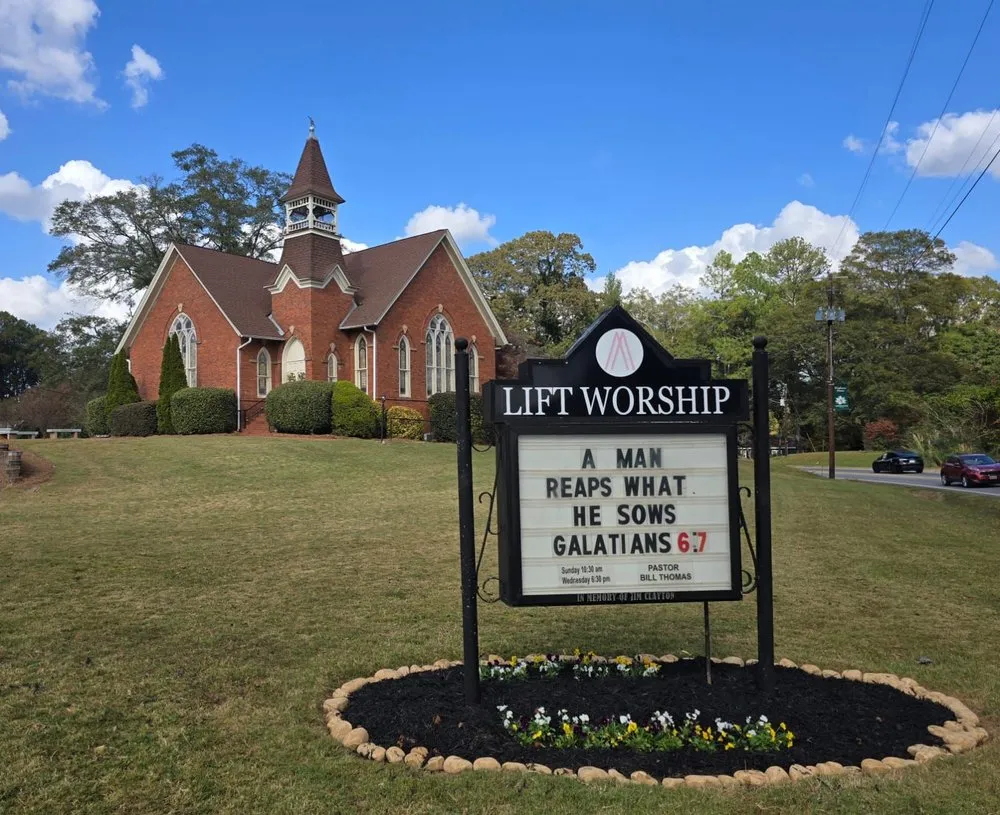 Expert yard maintenance for residential properties in Gainesville, GA by Perdomo's Landscaping
