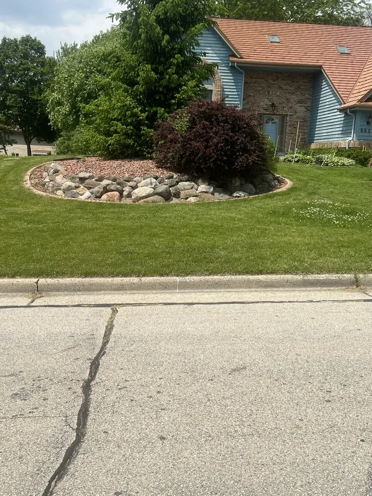 Local yard maintenance in Milwaukee, WI by Perea Landscaping