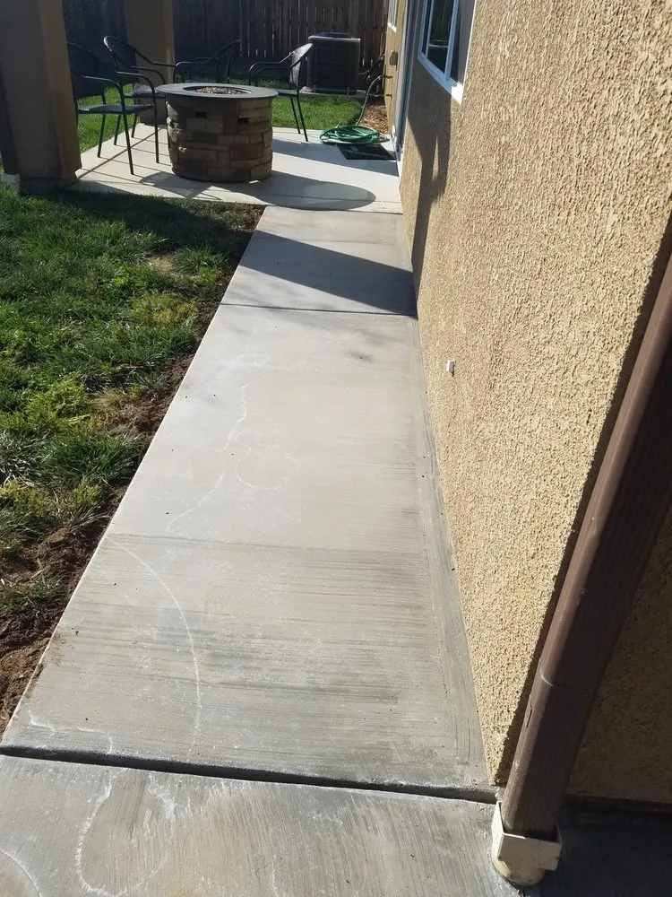 Local landscape design in Tulare, CA by Peredo Custom Landscaping