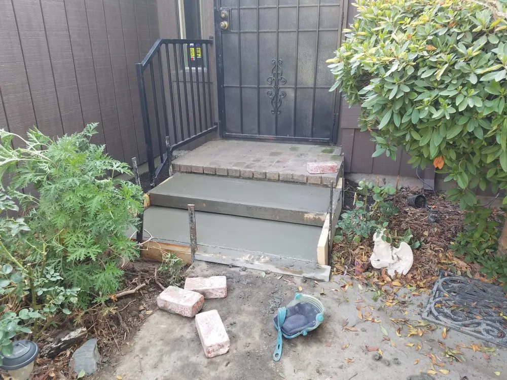 Local garden landscaping experts serving Tulare, CA - Peredo Custom Landscaping