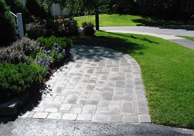 Professional garden landscaping for year-round maintenance in Boxford, MA by Perennial Landscaping