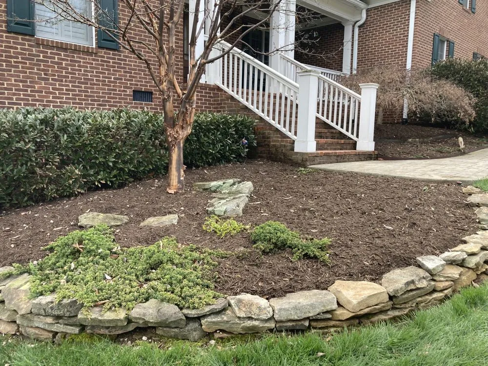 Custom yard cleanup service for beautiful yards in Rockford, TN by Perennial Ponds