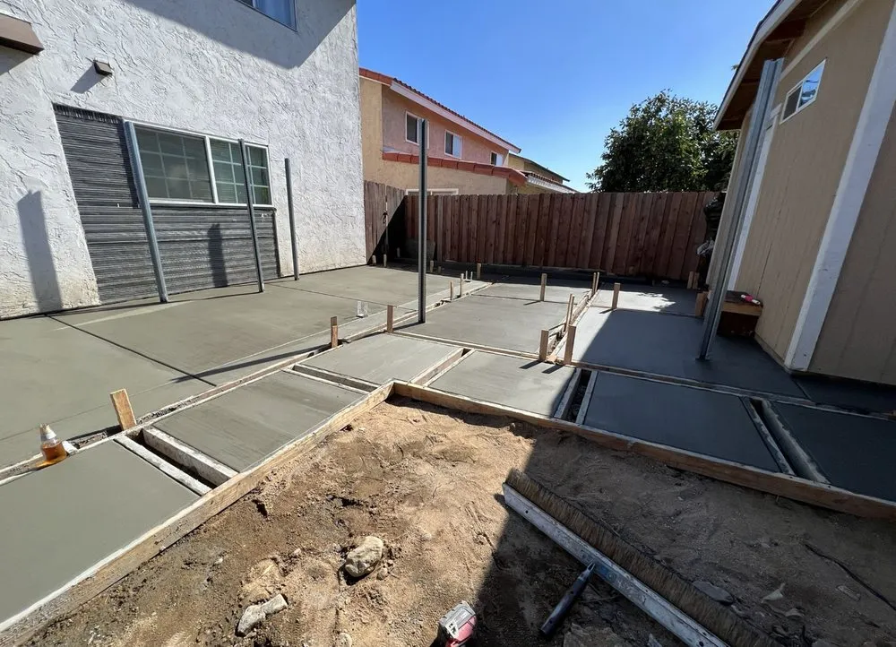 Trusted outdoor landscaping experts serving Rialto, CA - Perez 3