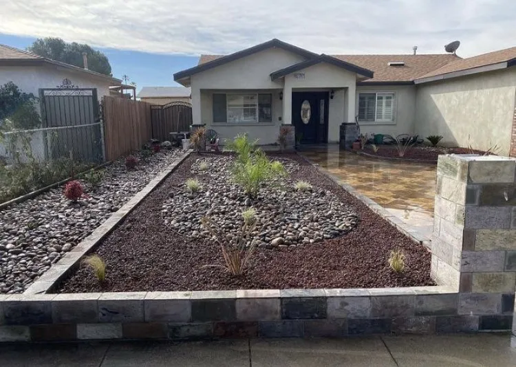 Reliable residential landscaping for homes in Rialto, CA by Perez 3