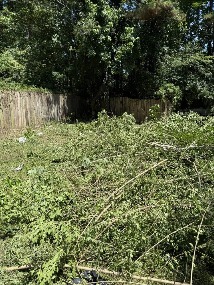 Trusted garden landscaping in Jacksonville, NC by Perez Contracting