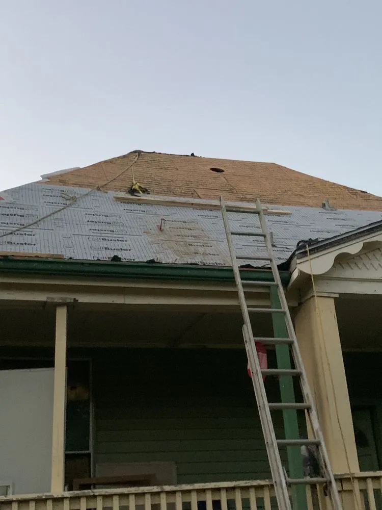 Expert landscaping services for residential properties in Jacksonville, NC by Perez Contracting