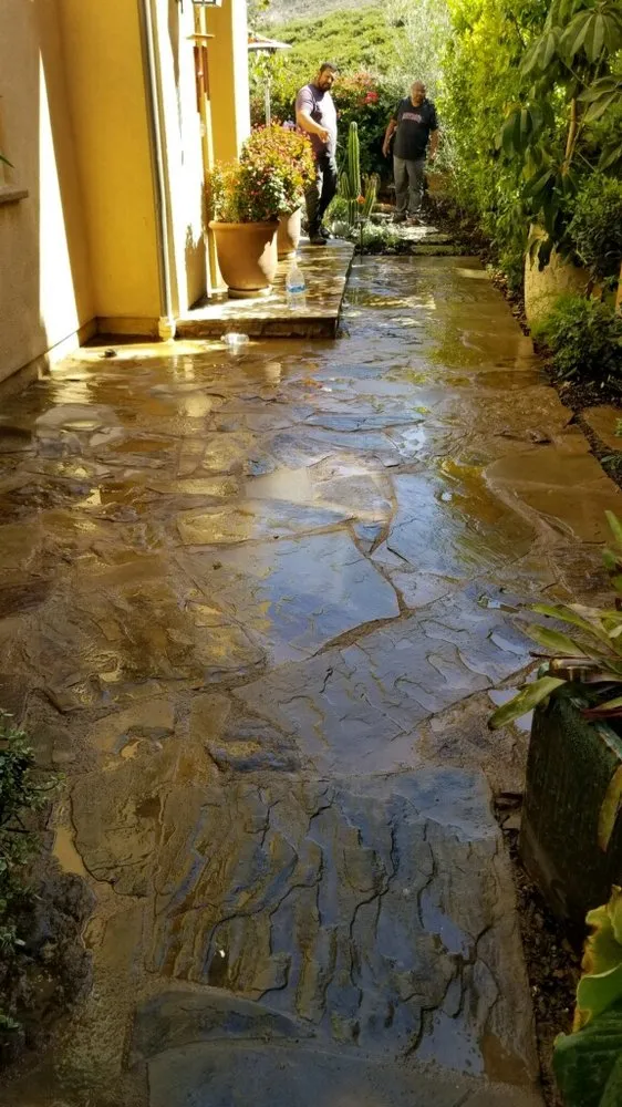 Top-rated yard maintenance experts serving Santa Ana, CA - Perez Family Landscaping