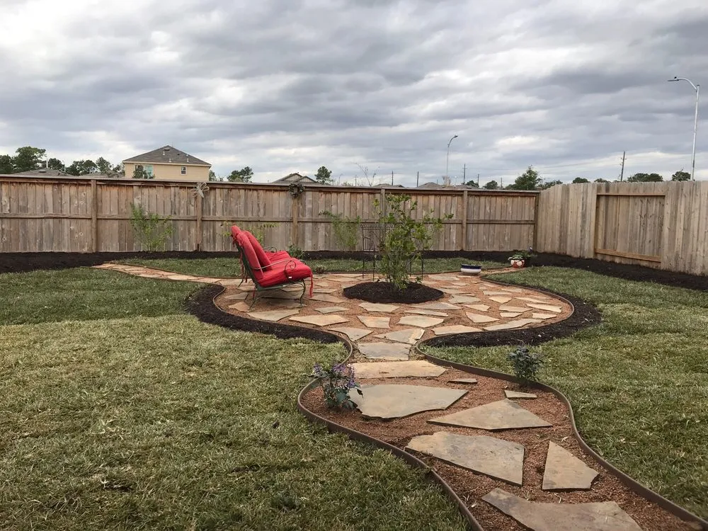 Professional garden landscaping in Houston, TX by Perez Family Lawn Service