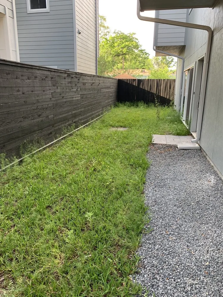 Reliable yard cleanup service in Houston, TX - Perez Family Lawn Service