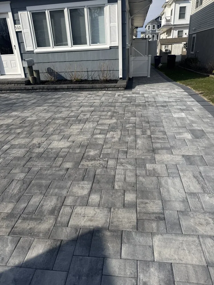 Local outdoor landscaping for homes in Howell Township, NJ by Perez Home Improvement