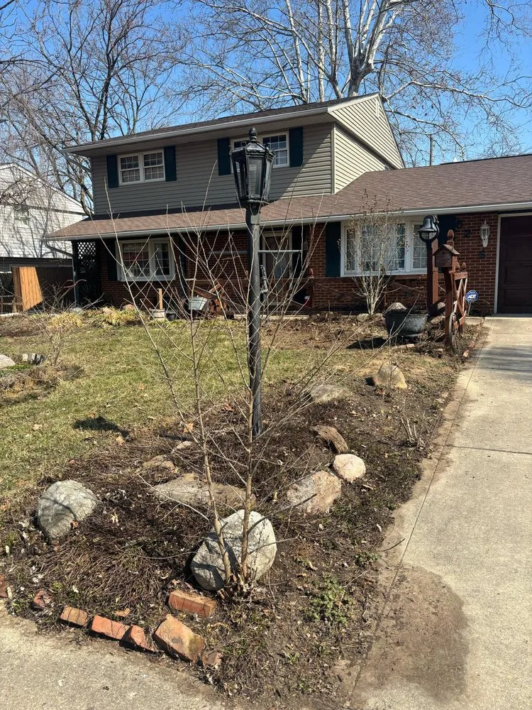 Custom landscape installation in Columbus, OH by Perez Landscaping & Landscape