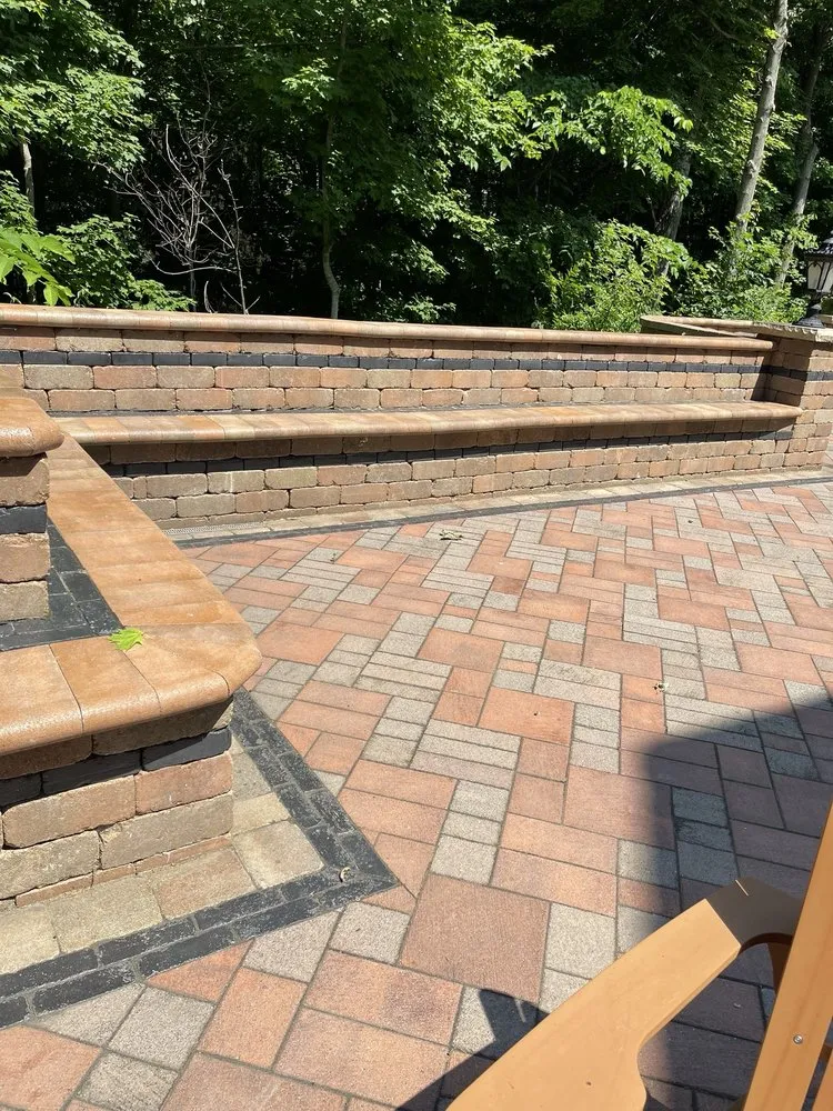 Custom landscaping services in Belvidere, IL - Perez Landscaping 815