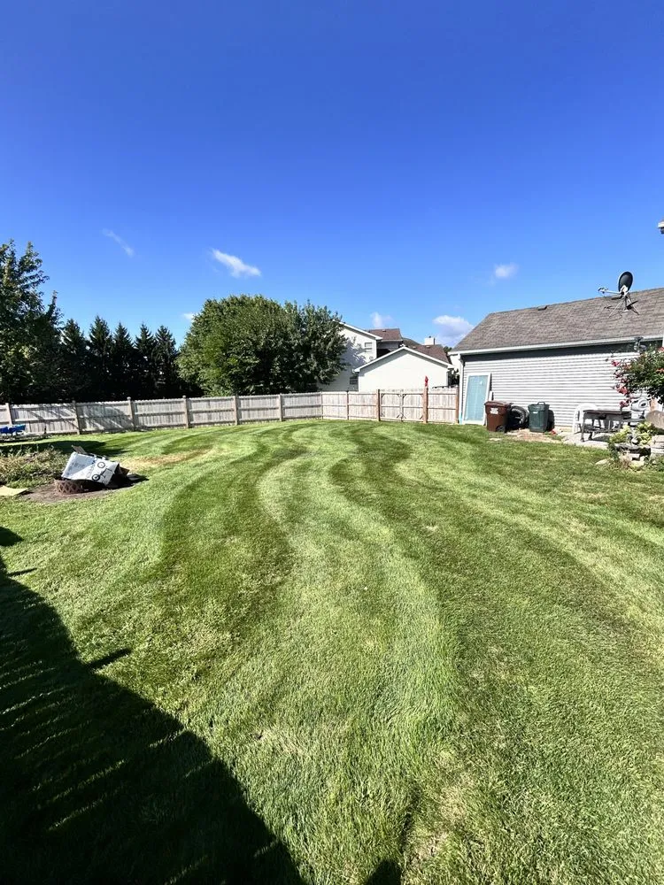 Professional yard maintenance in Belvidere, IL by Perez Landscaping 815