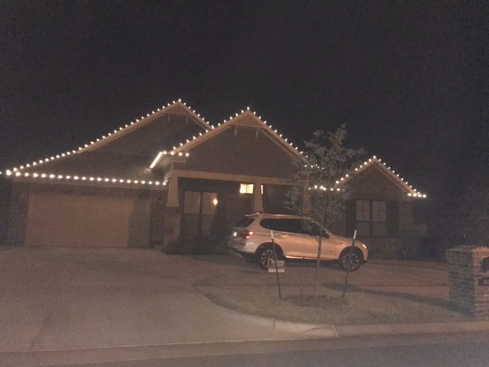 Local yard maintenance for homes in Edmond, OK by Perez Landscaping and Lawn Care