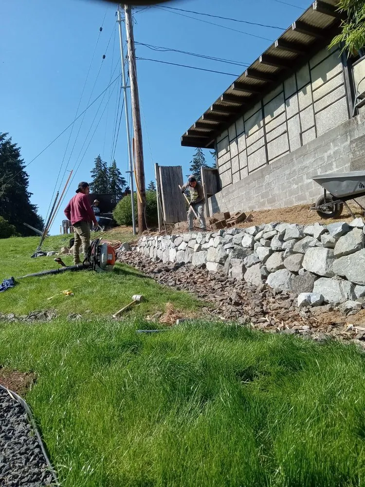 Professional outdoor landscaping for homes in Bremerton, WA by Perez Landscaping