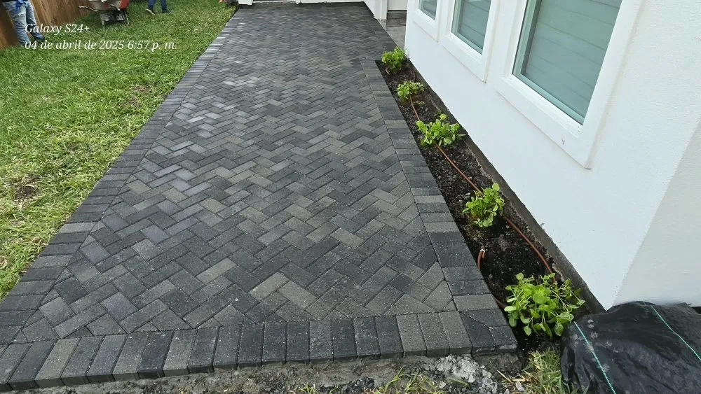 Reliable landscape installation experts serving Edinburg, TX - Perez Landscaping