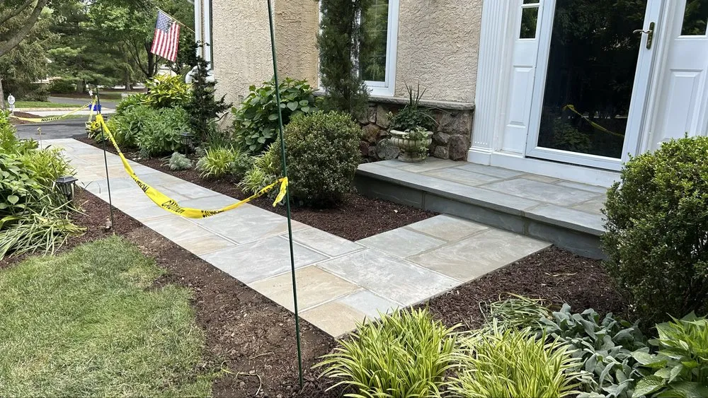 Expert garden landscaping experts serving Phoenixville, PA - Perez Landscaping Hardscaping