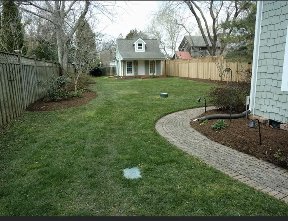 Local landscaping services experts serving Georgetown, DE - Perez lawn & Landscaping