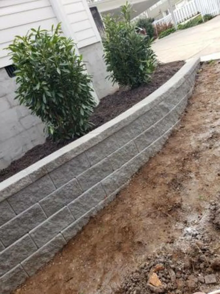 Custom yard maintenance in East Ridge, TN - Perez Lawn Care