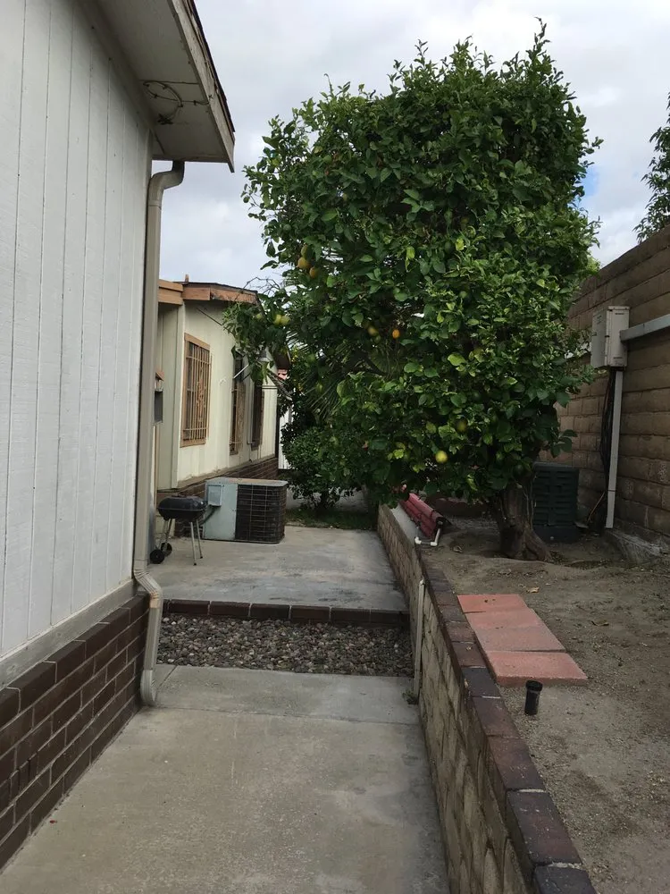 Professional landscaping services experts serving Stanton, CA - Perez Lawn Care