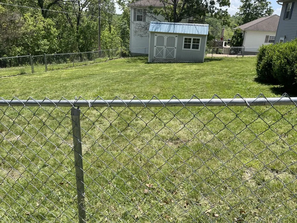 Top-rated garden landscaping in Saint Robert, MO - Perez Lawncare