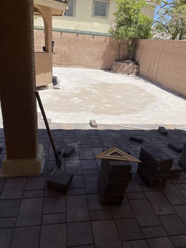 Custom lawn care service experts serving Las Vegas, NV - Perez Maintenance & Lawn Care