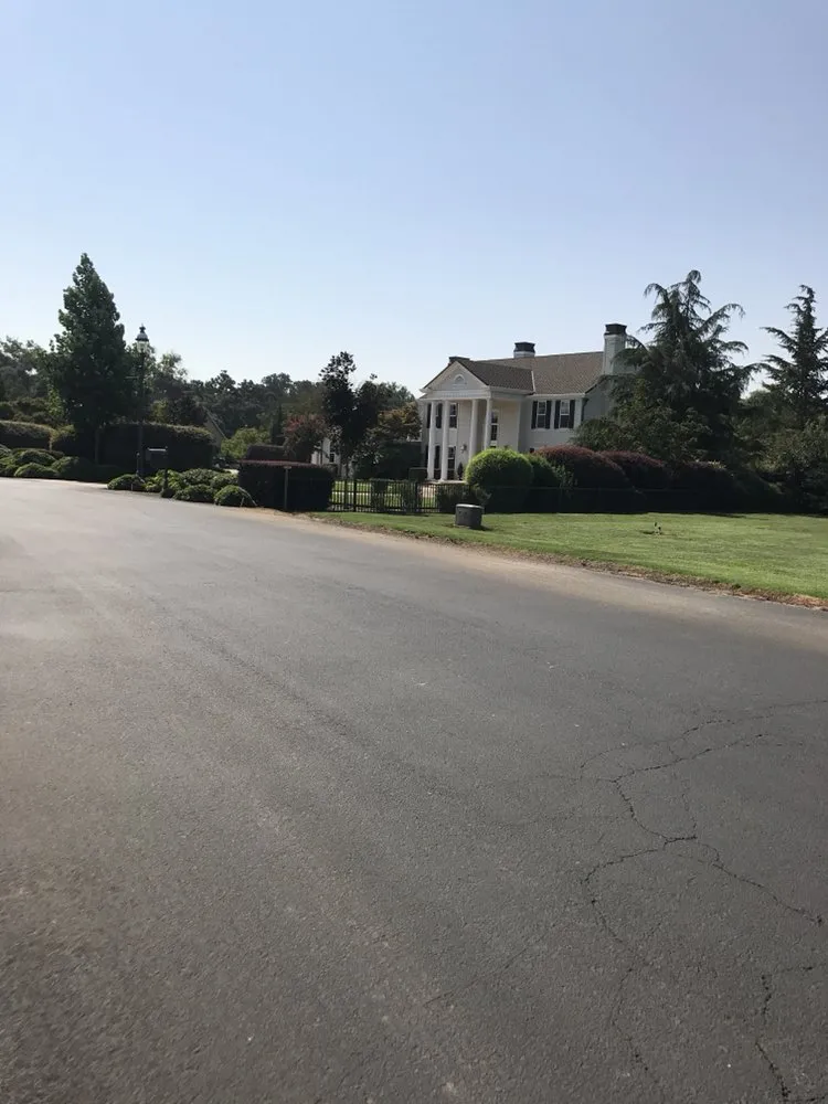 Expert landscape design experts serving Modesto, CA - Perez Maintenance