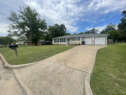 Perez Neighborhood Lawncare Logo