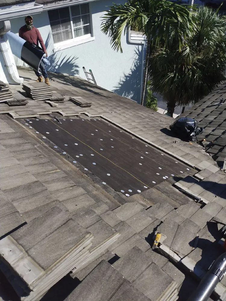 Custom yard cleanup service with custom design in Fort Lauderdale, FL by Perez Roofing & More