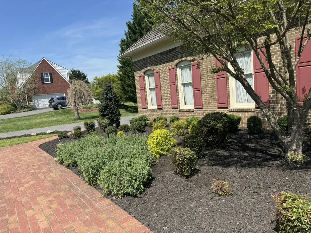 Custom landscape design in Silver Spring, MD - Perez Services