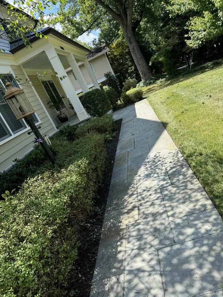 Local lawn care service in Silver Spring, MD by Perez Services