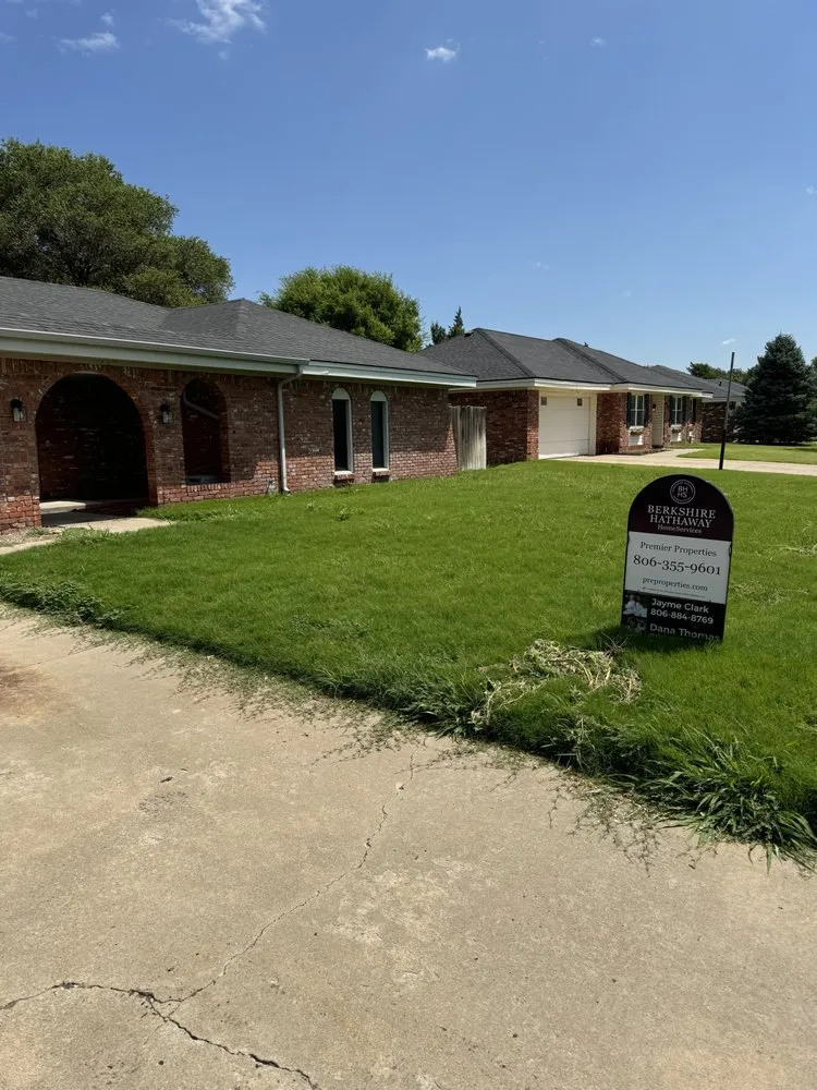 Custom lawn mowing service in Amarillo, TX by Perfect Cut Lawn Care