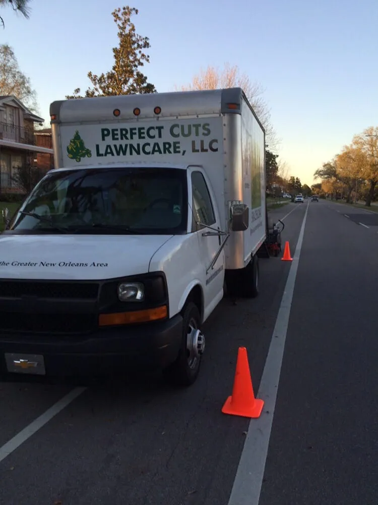 Top-rated lawn mowing service in New Orleans, LA by Perfect Cuts Lawn Care
