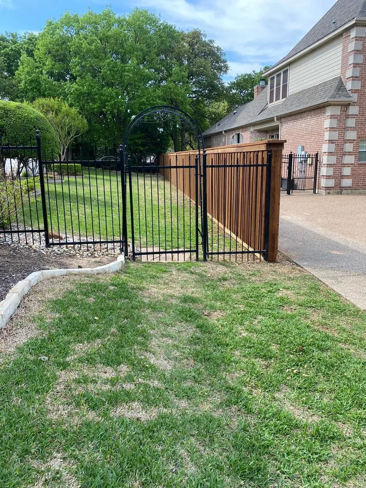 Custom yard maintenance experts serving Nacogdoches, TX - Perfect Fence Services