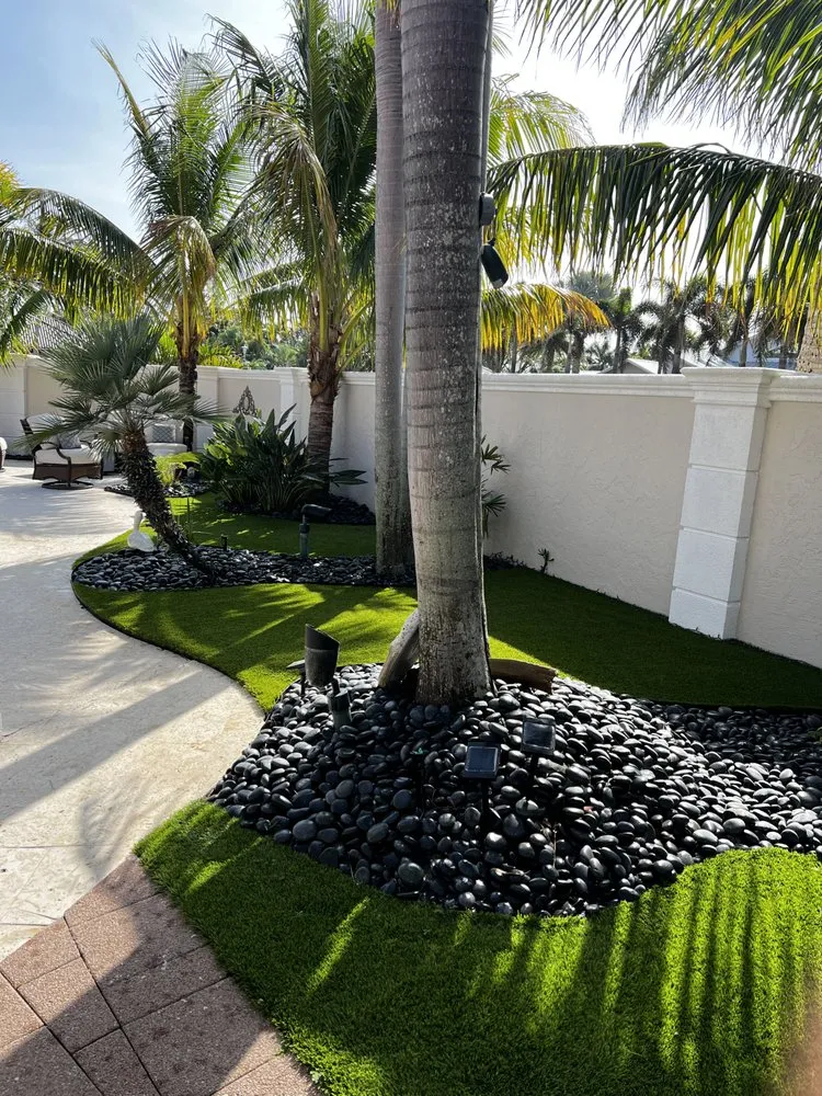 Custom garden landscaping in Indiantown, FL - Perfect Garden MM & Tree Service