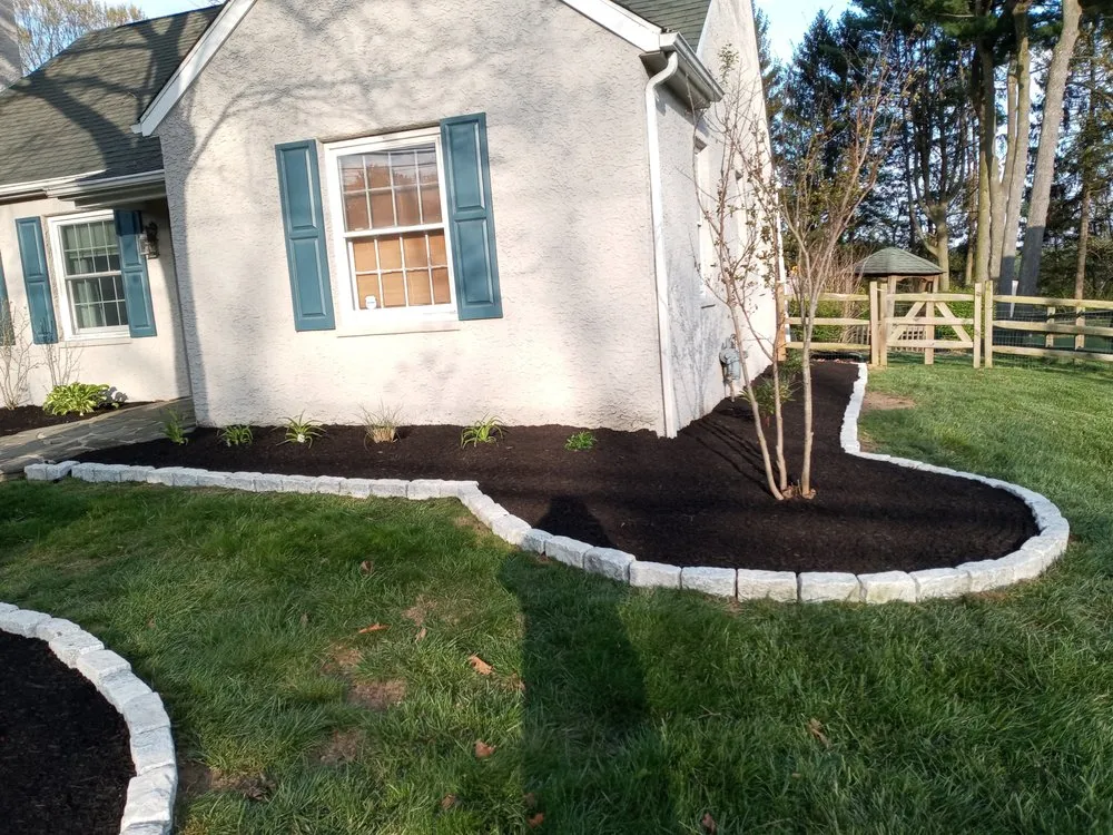 Custom yard maintenance experts serving Newark, DE - Perfect Garden