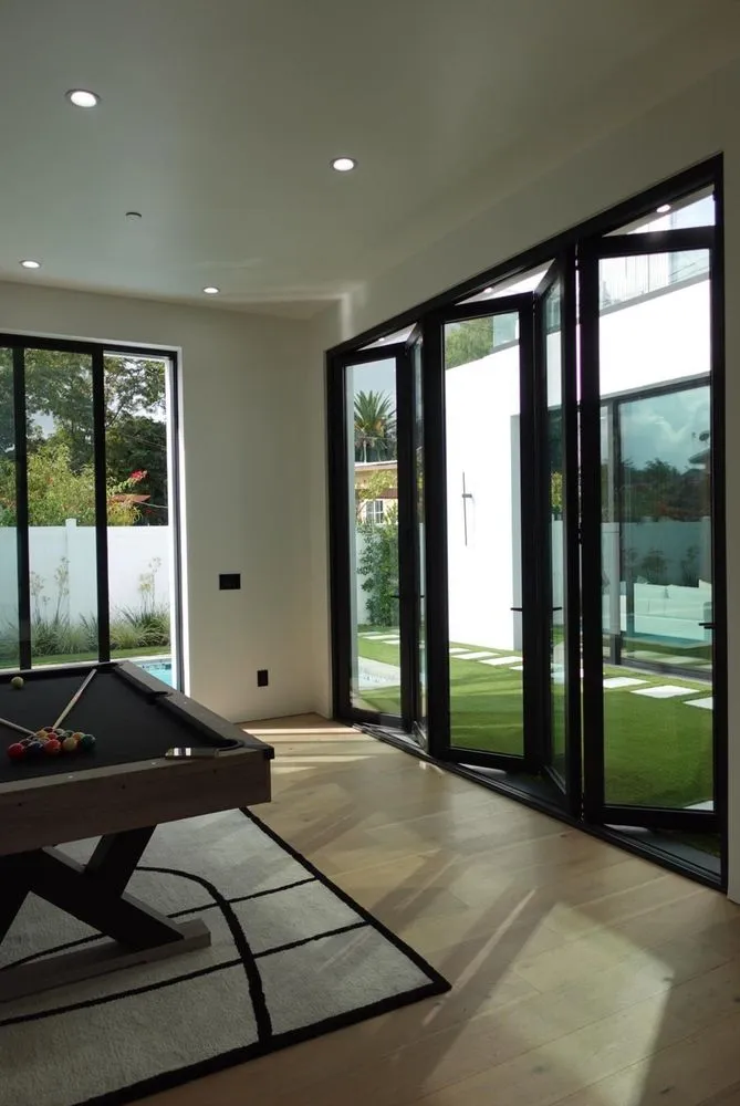 Custom outdoor landscaping in Tarzana, CA - Perfect View Builders