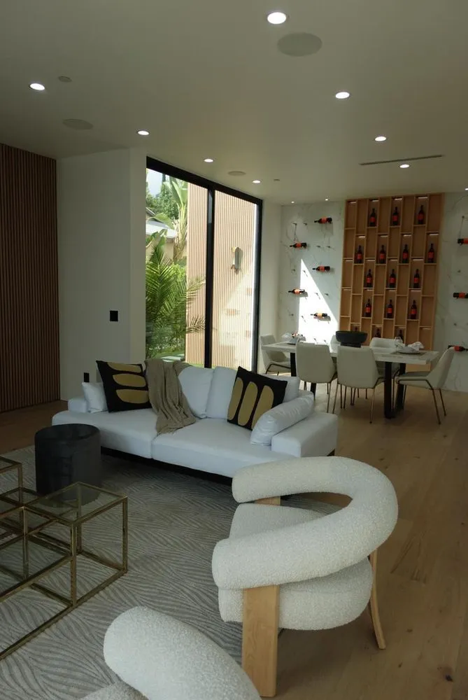 Custom lawn care service with custom design across Tarzana, CA - Perfect View Builders