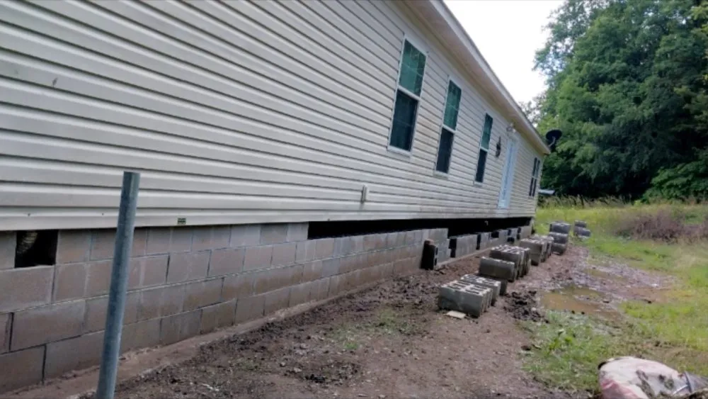 Trusted yard cleanup service experts serving Chapmanville, WV - Perfection Landscape