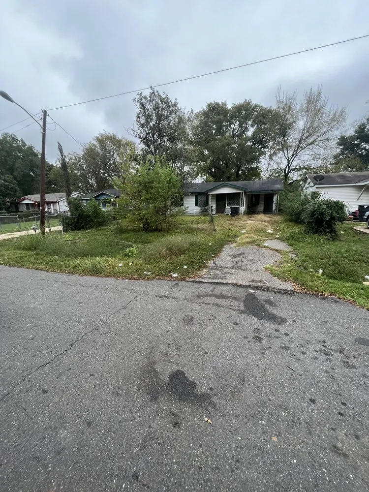 Top-rated yard cleanup service with custom design across Bossier City, LA - Perfective Lawn Care Service