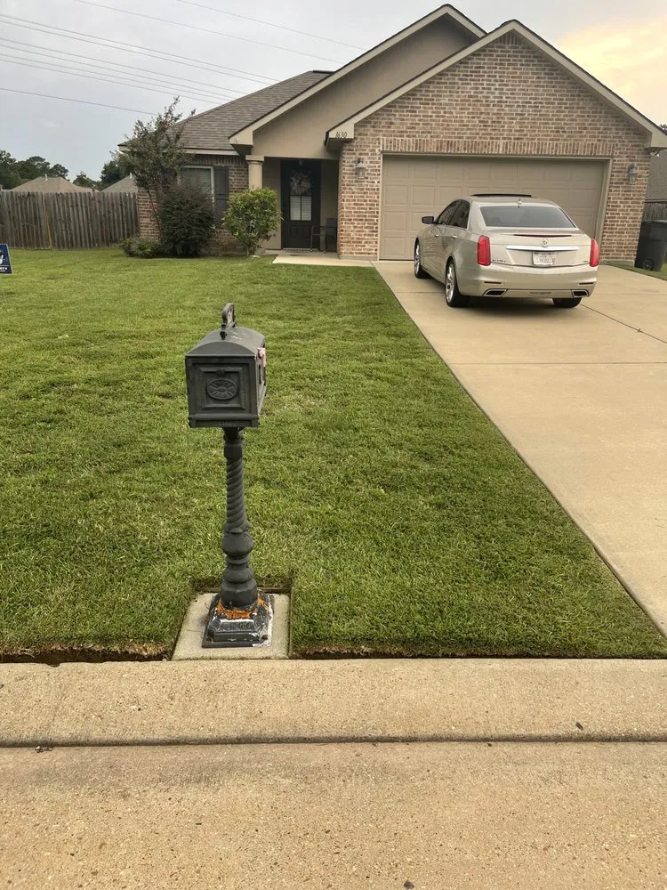 Custom outdoor landscaping experts serving Bossier City, LA - Perfective Lawn Care Service