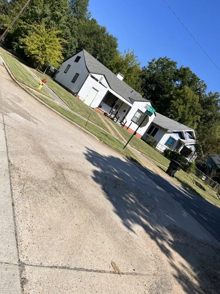 Trusted yard cleanup service in Bossier City, LA by Perfective Lawn Care Service