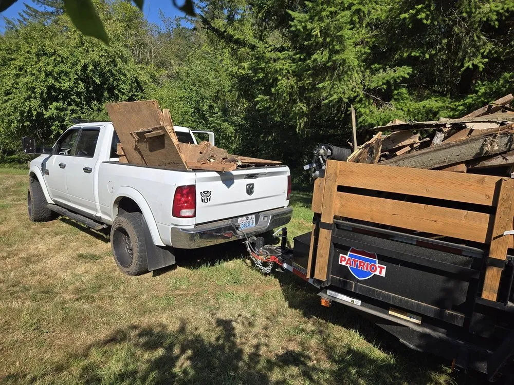 Trusted yard cleanup service with custom design across Washougal, WA - Perfectly Imperfect Farm