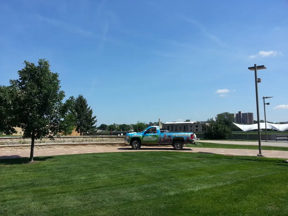 Reliable garden landscaping in Des Moines, IA by Perficut