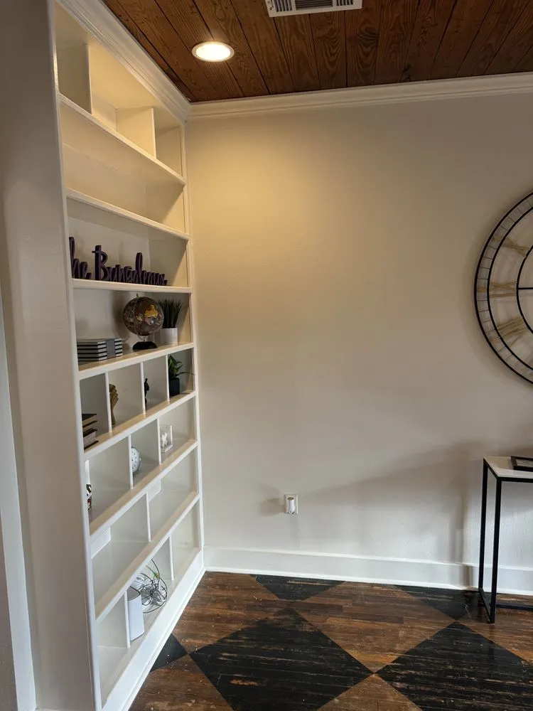 Professional outdoor landscaping in Gonzales, LA by Perform Properties Maintenance