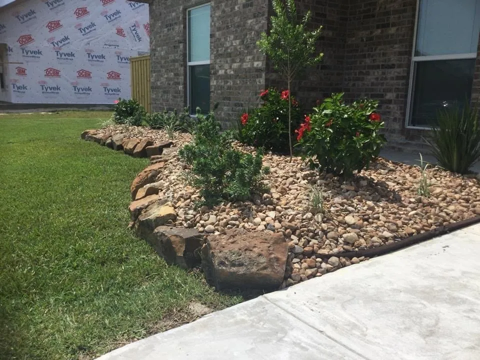 Professional landscaping services experts serving Orange, TX - Performance Outdoor Services