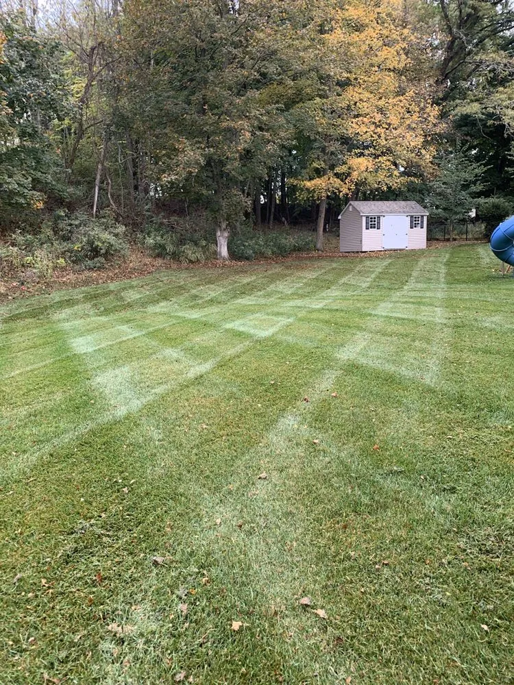 Custom lawn mowing service in Hopewell Junction, NY - Perillo Property Maintenance
