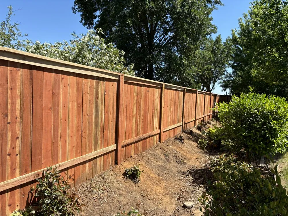 Trusted yard cleanup service for beautiful yards across Diamond Springs, CA - Perimeter 1 Fencing