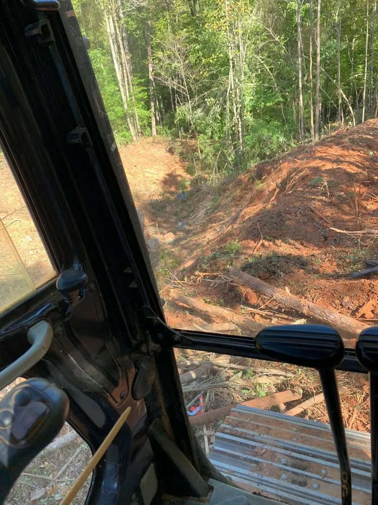 Trusted yard maintenance in Belmont, NC by Perkins Grading